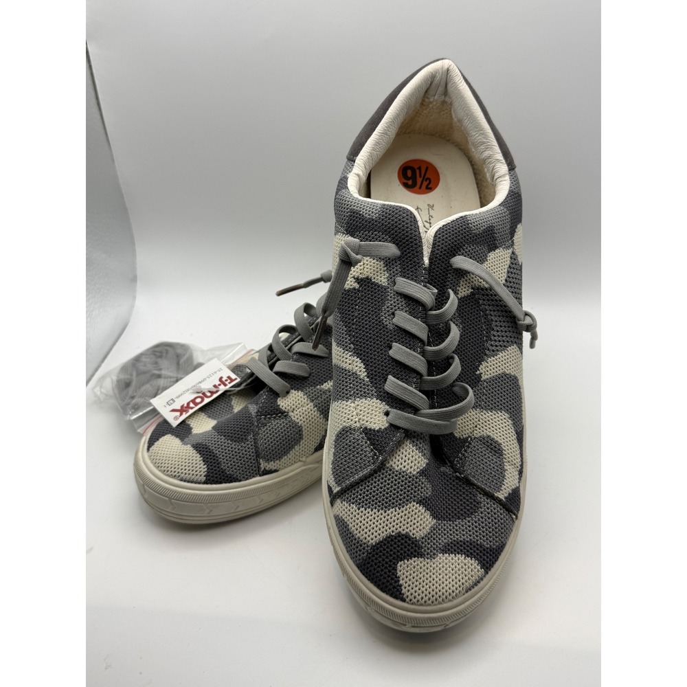 Vintage Havana VH Design womens Grey Camo Knit Low Top Sneakers‎ Size 9.5 NEW
